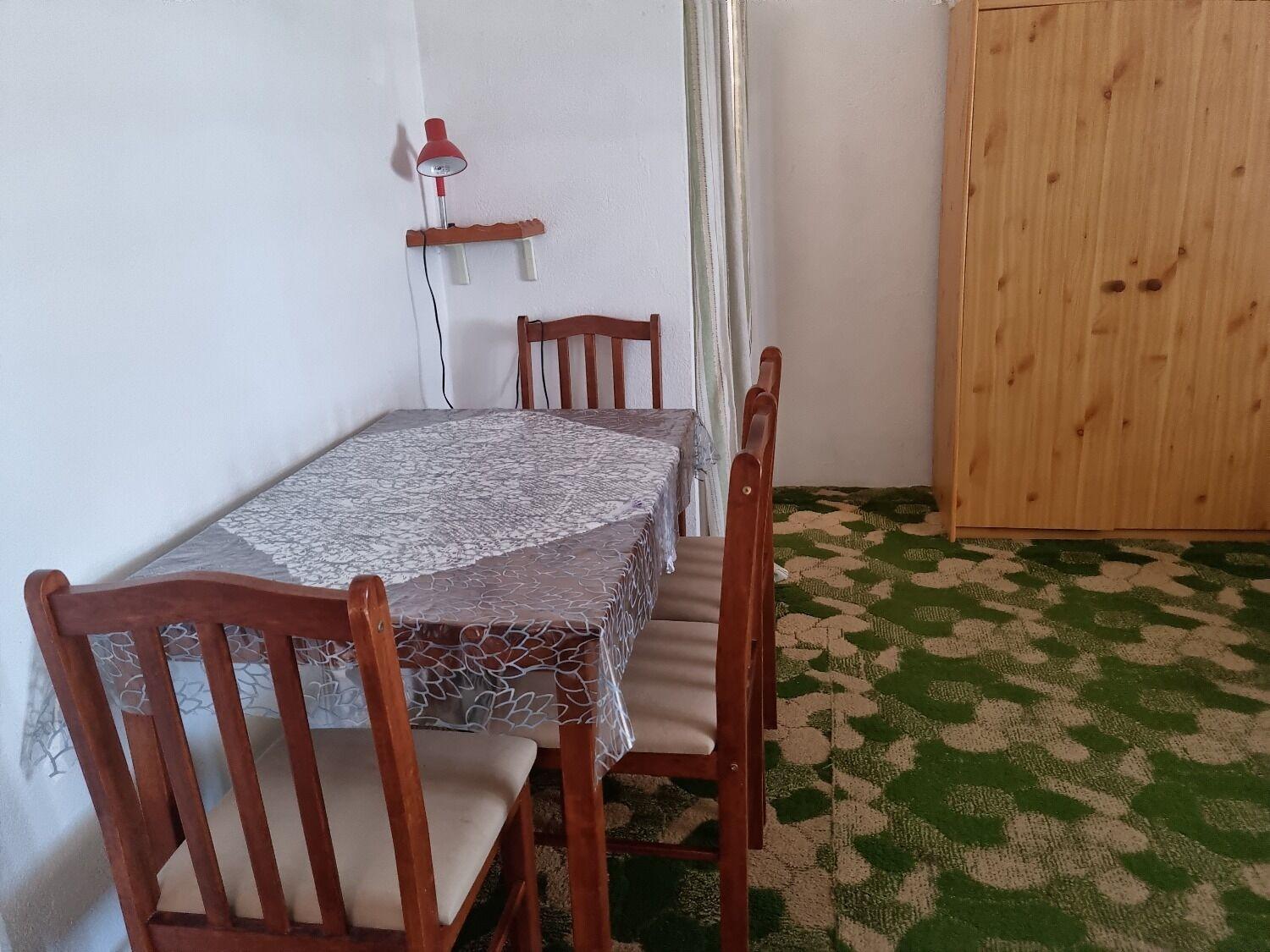 Rooms Mat Vir Luaran gambar