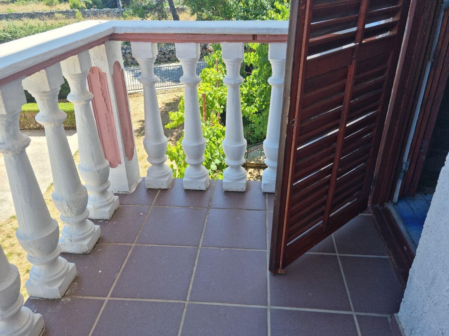 Rooms Mat Vir Luaran gambar