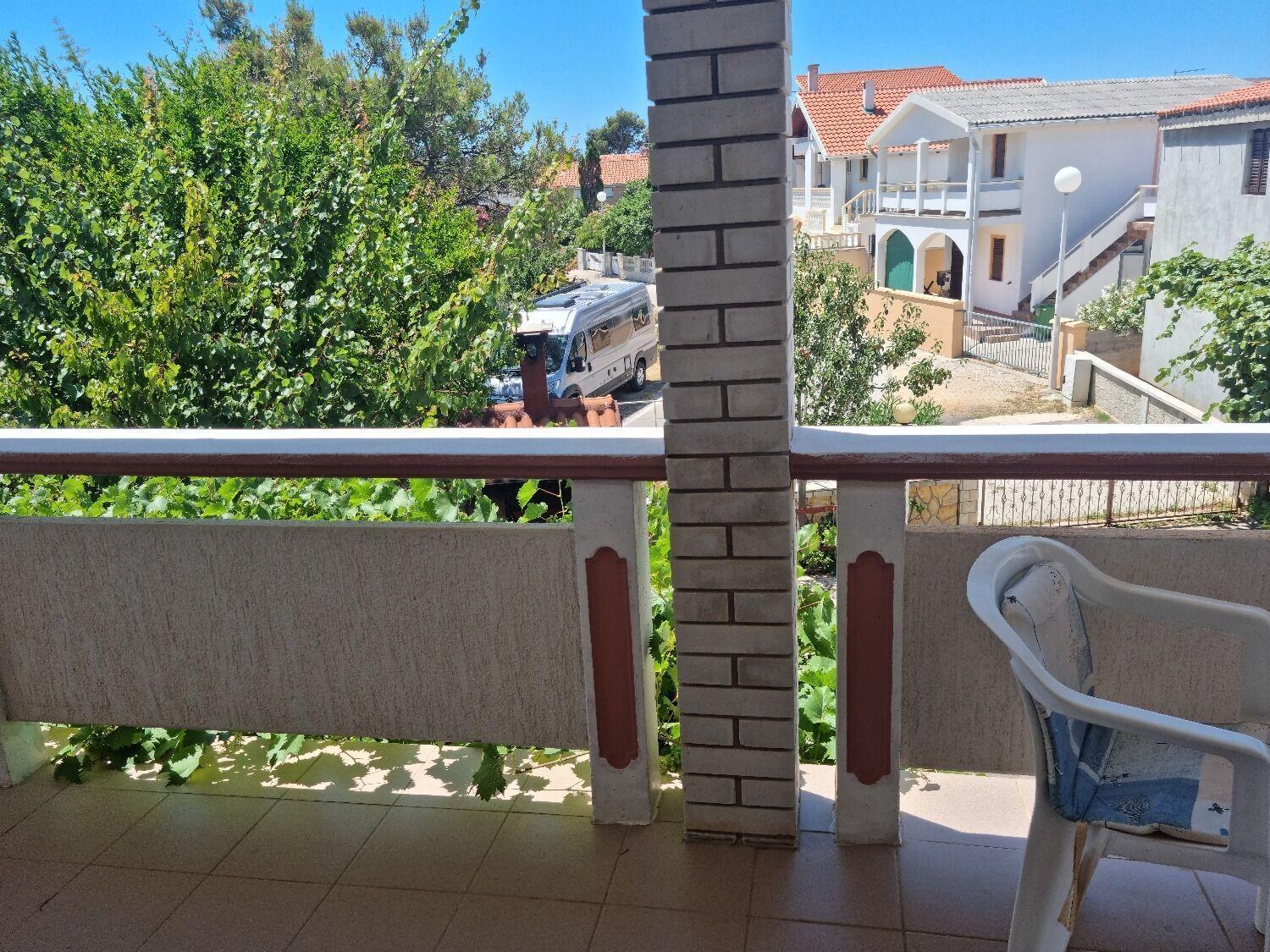 Rooms Mat Vir Luaran gambar